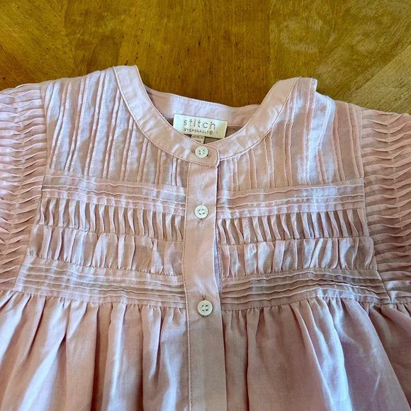 NWT Chenault Blouse. Feminine Boho Barbie pink peasant top with pintucks. Size M - Picture 6 of 13